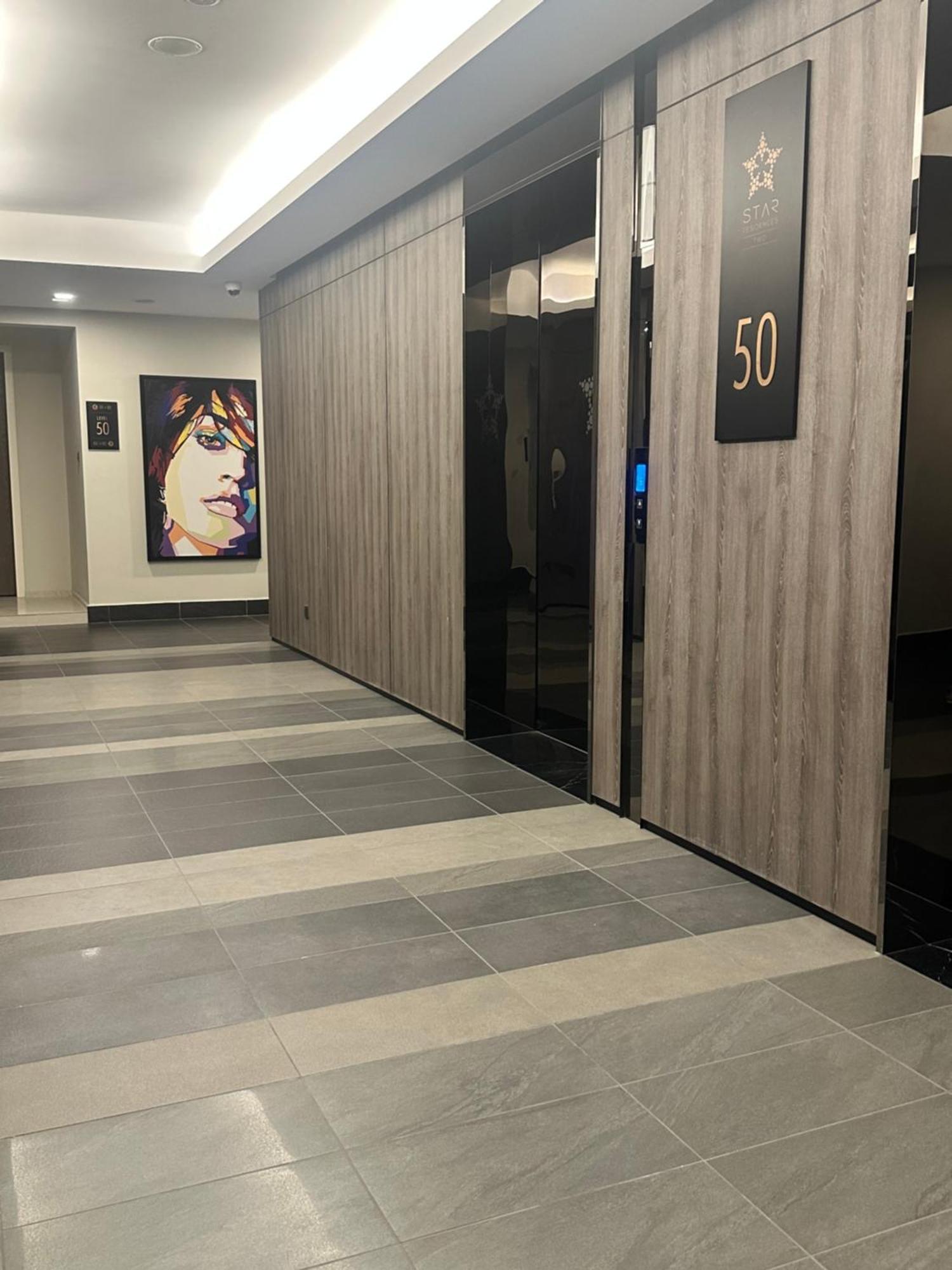 Star At Klcc By Eae Apartment Куала Лумпур Екстериор снимка