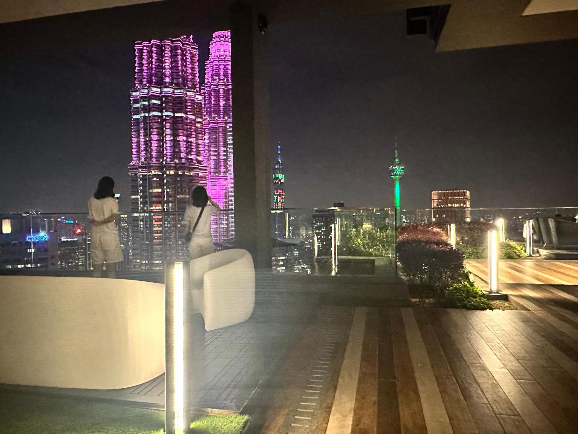 Star At Klcc By Eae Apartment Куала Лумпур Екстериор снимка
