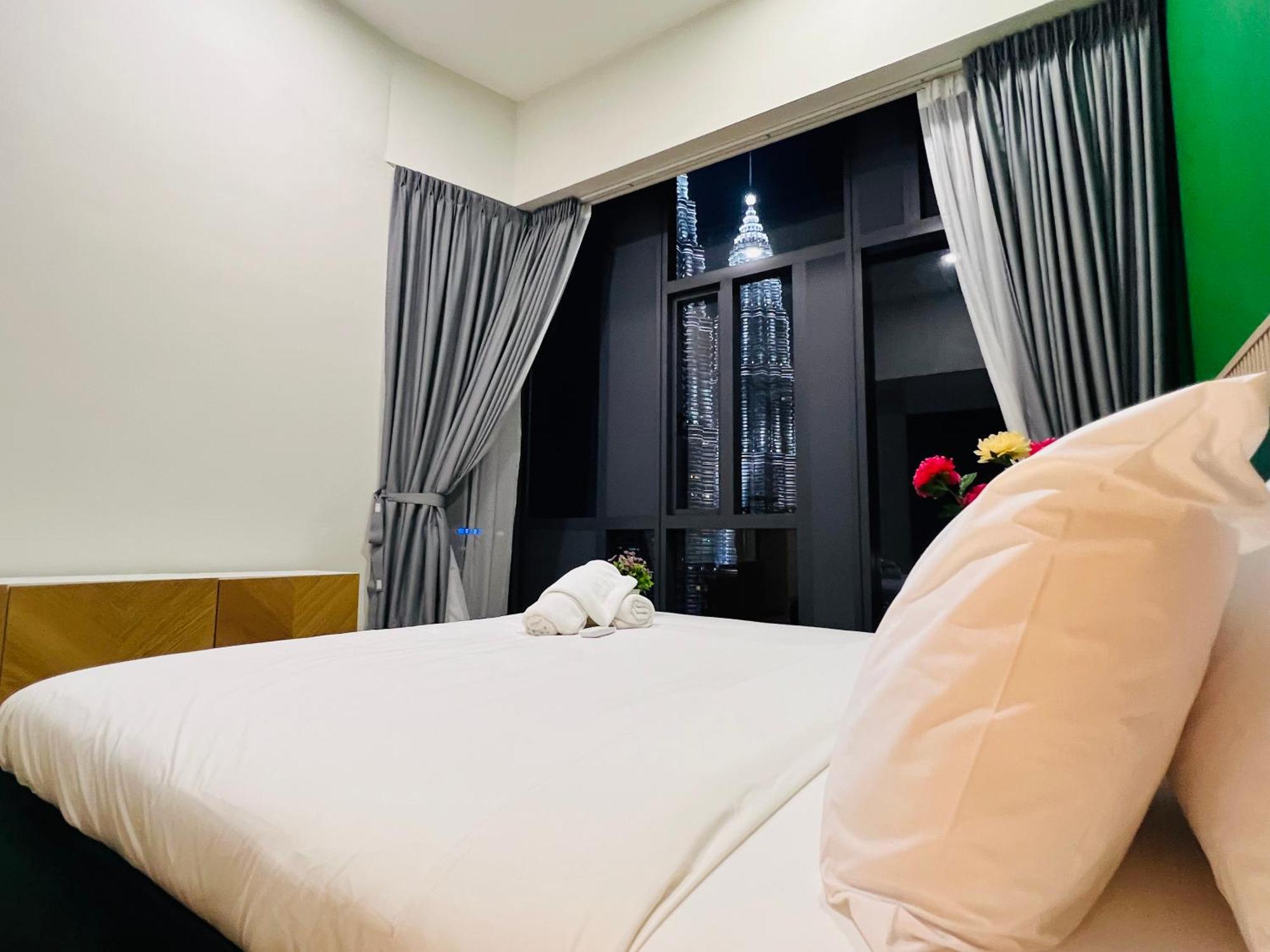 Star At Klcc By Eae Apartment Куала Лумпур Екстериор снимка